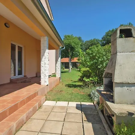 Fuer 6 Personen Ca 80 Qm In Pula-fondole, Istrien Istrische Riviera Apartment Valbandon