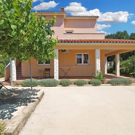 Apartment Fuer 6 Personen Ca 80 Qm In Pula-fondole, Istrien Istrische Riviera Valbandon