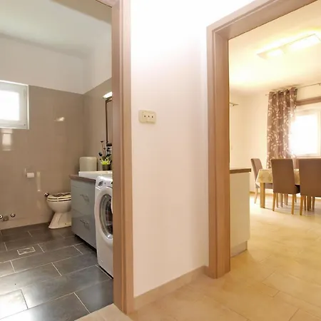 Apartment Fuer 6 Personen Ca 80 Qm In Pula-fondole, Istrien Istrische Riviera Valbandon